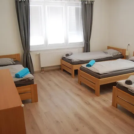 Na Rozcestí *